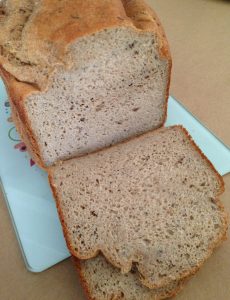 Pão sem glúten e sem lactose especial (feito na máquina de pão)